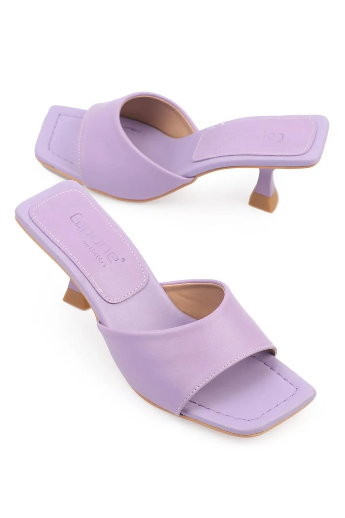 Capone Outfitters  Capone Blunt Toe Single Strap Hourglass Heeled Lilac Damenhausschuhe