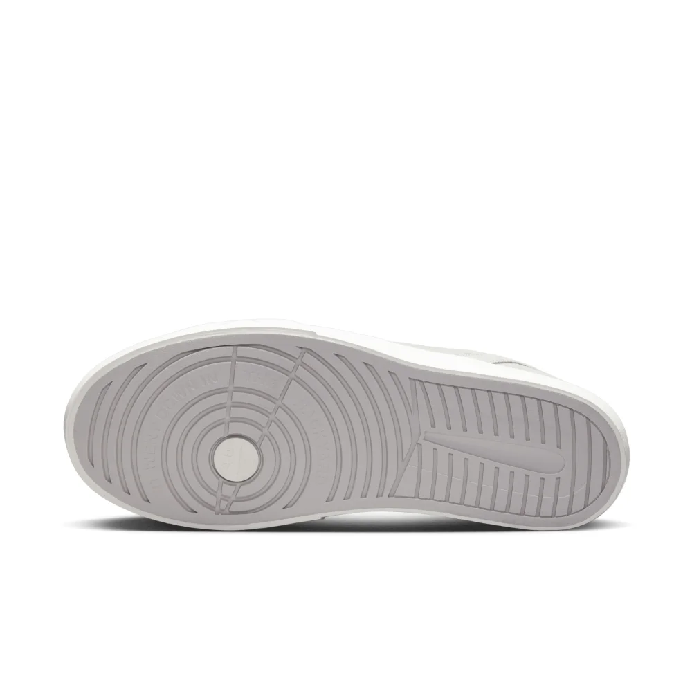 NIKE JORDAN Series ES DN1856-002 / grau