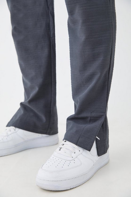 Gestreifte Jacquard-Jogginghose mit geteiltem Saum