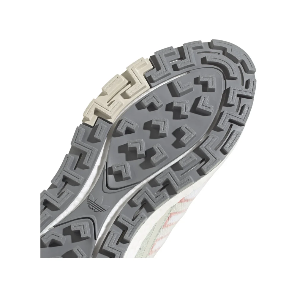 adidas Retropy P9 GW9332 / weiss