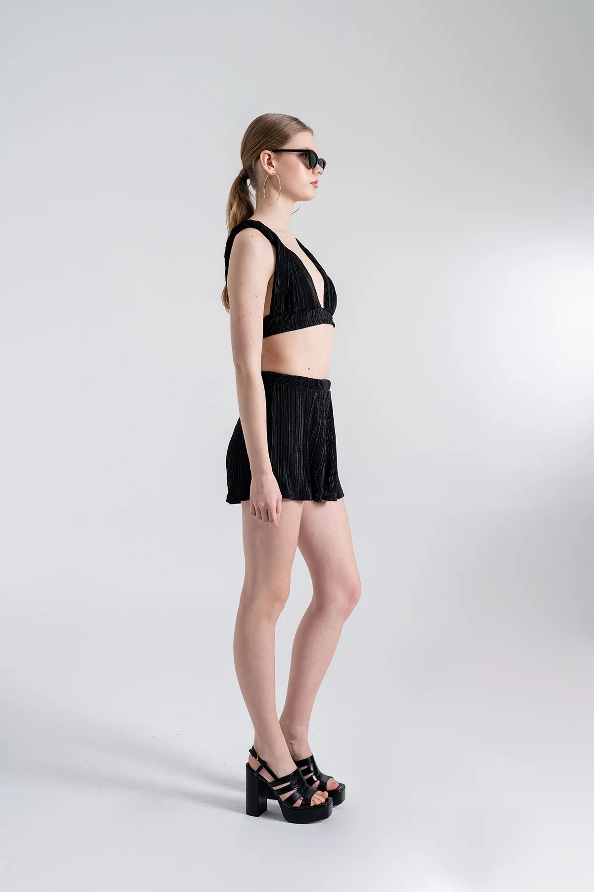 HOLLY LOLLY  Bequemes Bustier mit elastischem Taillenband in Schwarz