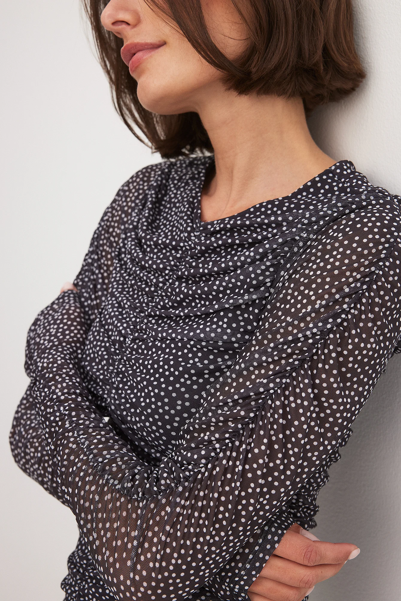 Jersey-Minikleid mit Rüschen