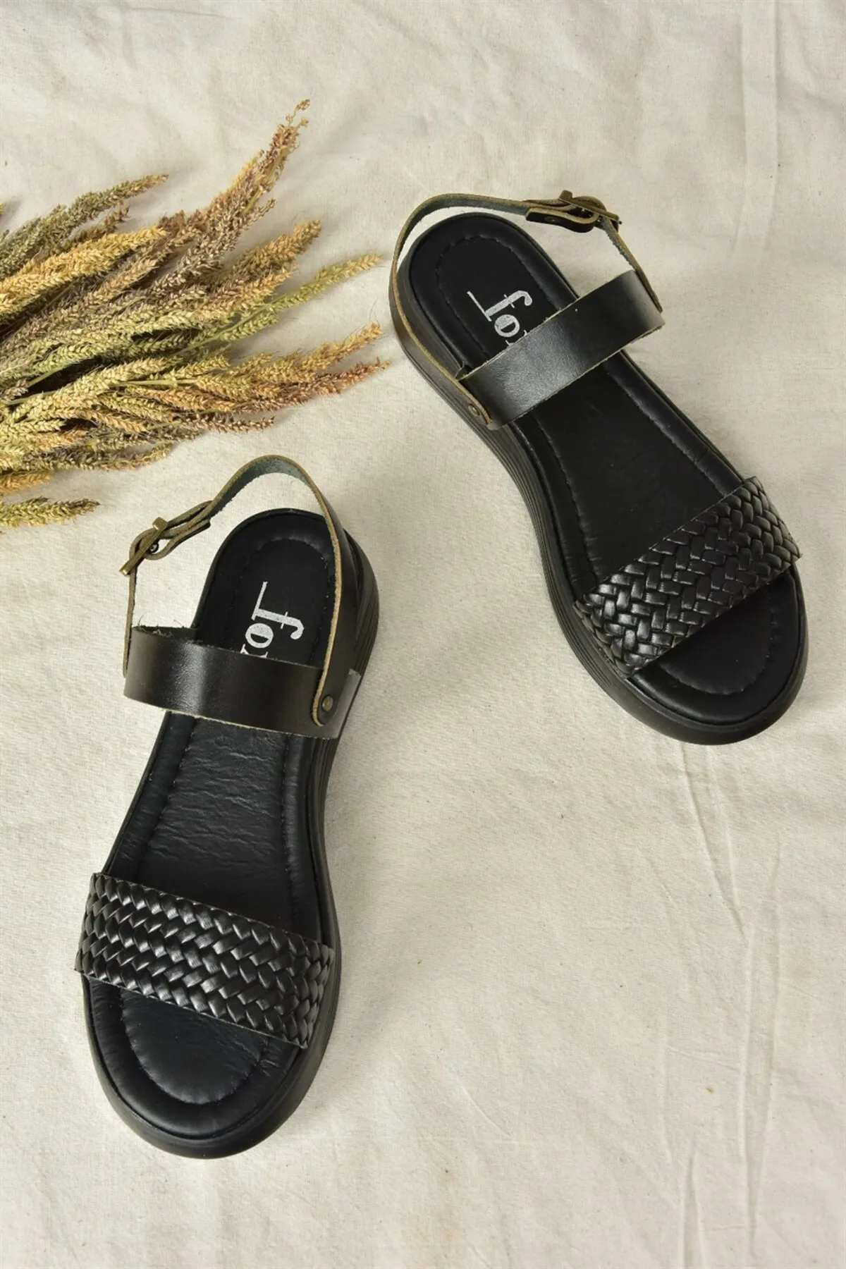Fox Shoes  Schwarze Damen-Sandalen aus echtem Leder, gestrickt, Modell Daily, M291053603