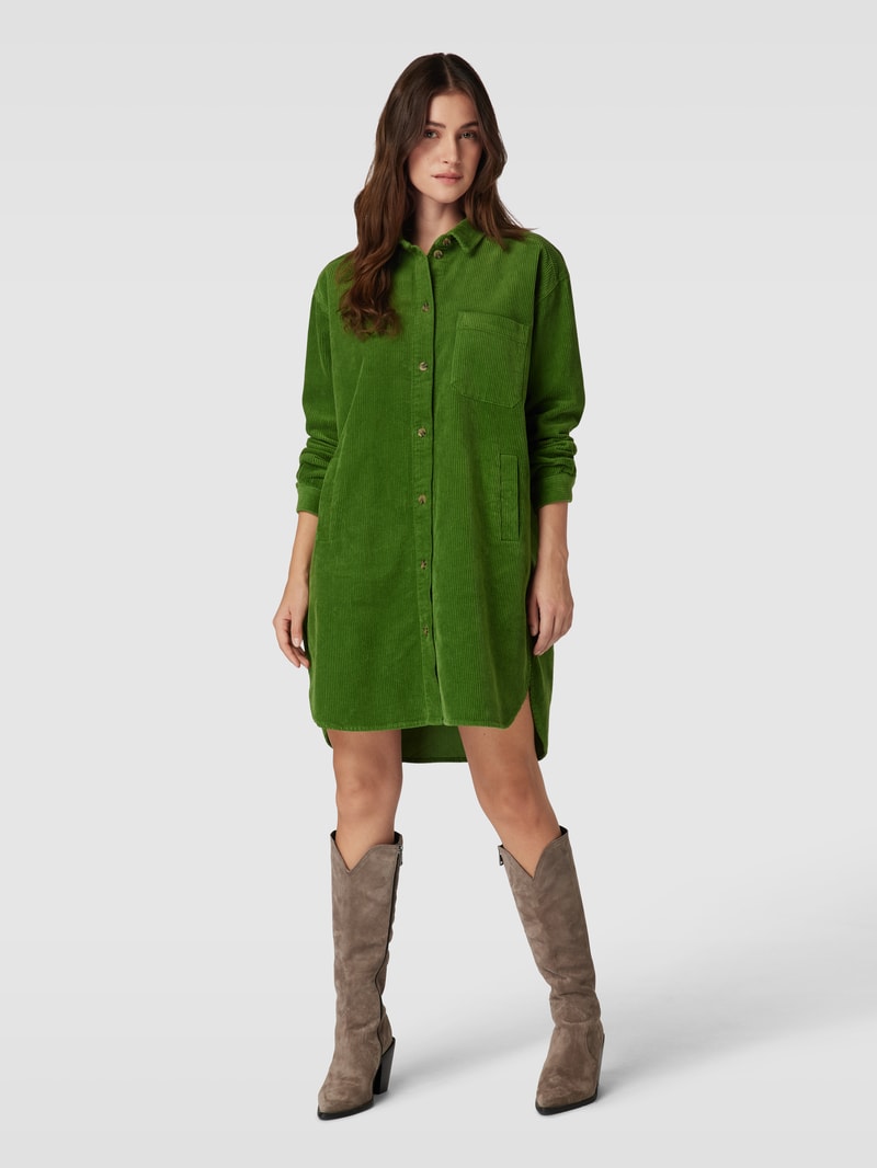 Knielanges Kleid aus Cord in grasgrün