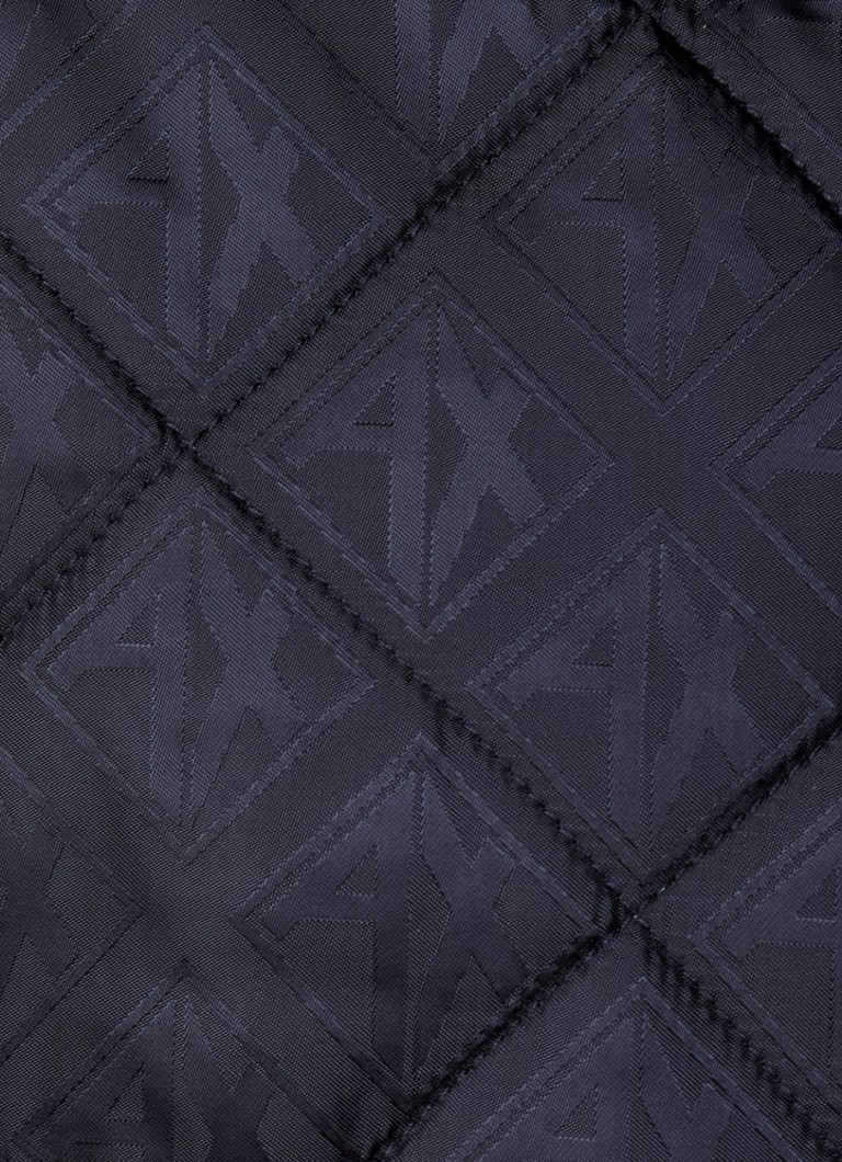 Armani Exchange steppelt bomberdzseki logós mintával