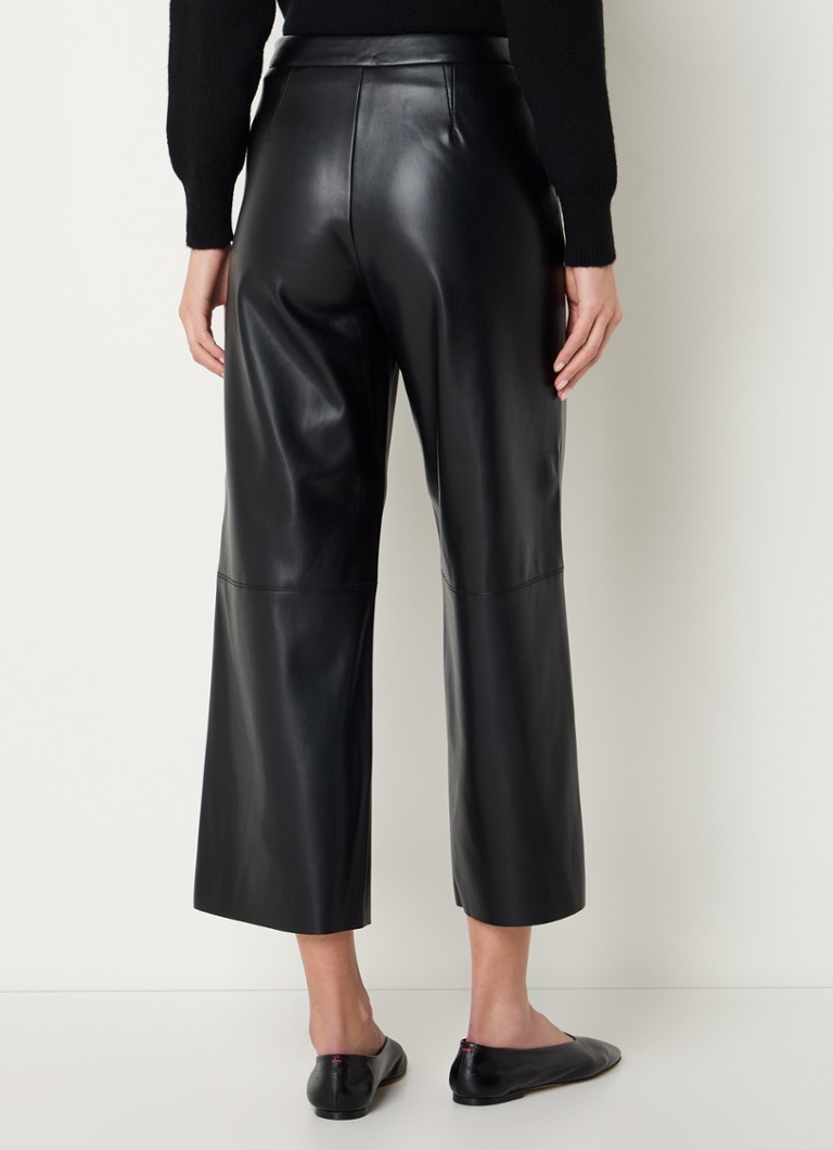 Pantaloni scurți cu talie înaltă din piele ecologică Benetton