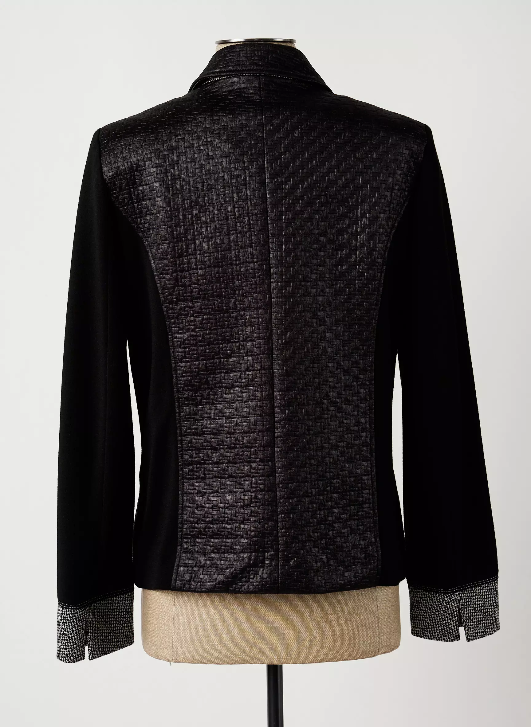 Guy Dubouis Blazers Femme couleur noir