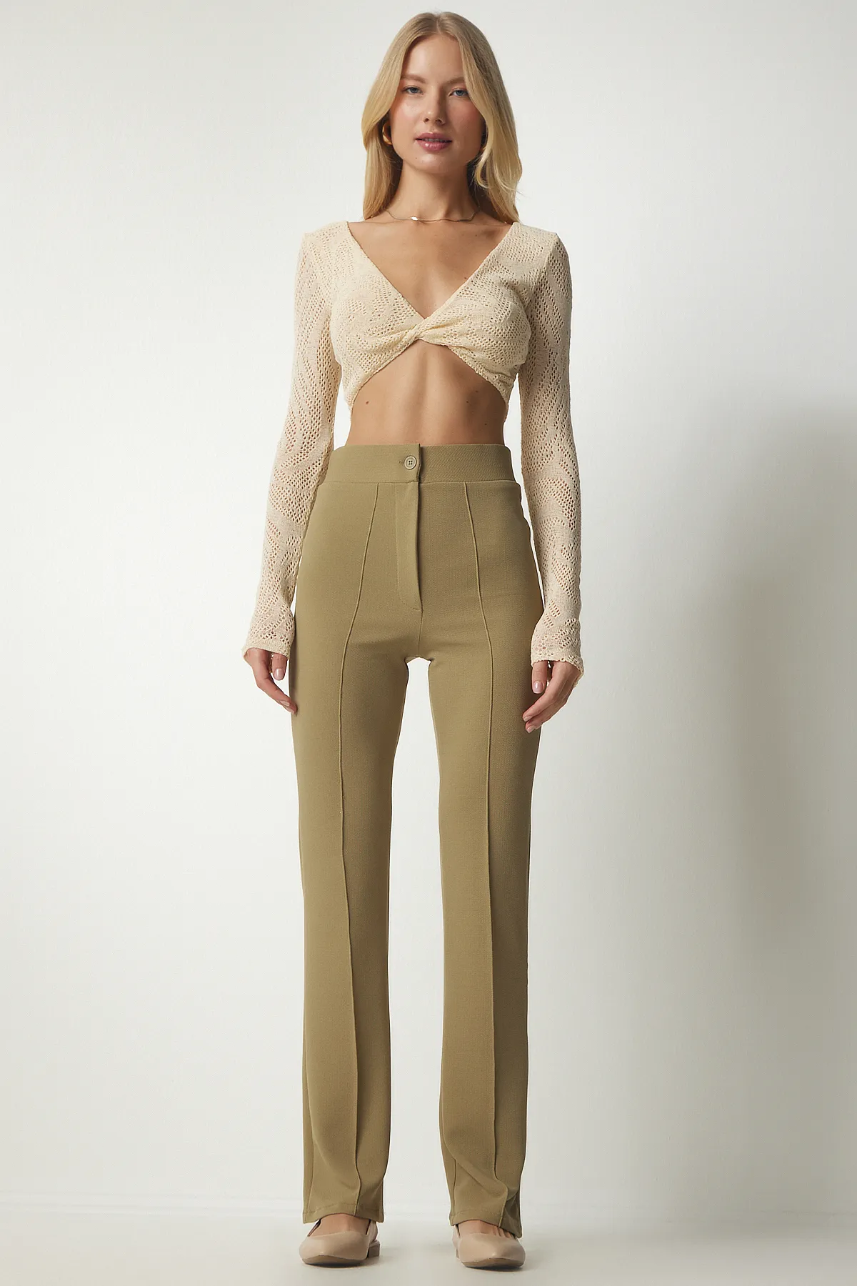 Happiness İstanbul  Bequeme Strickhose aus Lycra in Hellkhaki mit hohem Bund für Damen RV00090