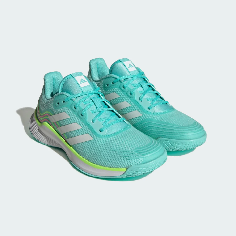 adidas Novaflight HP3365 / weiss