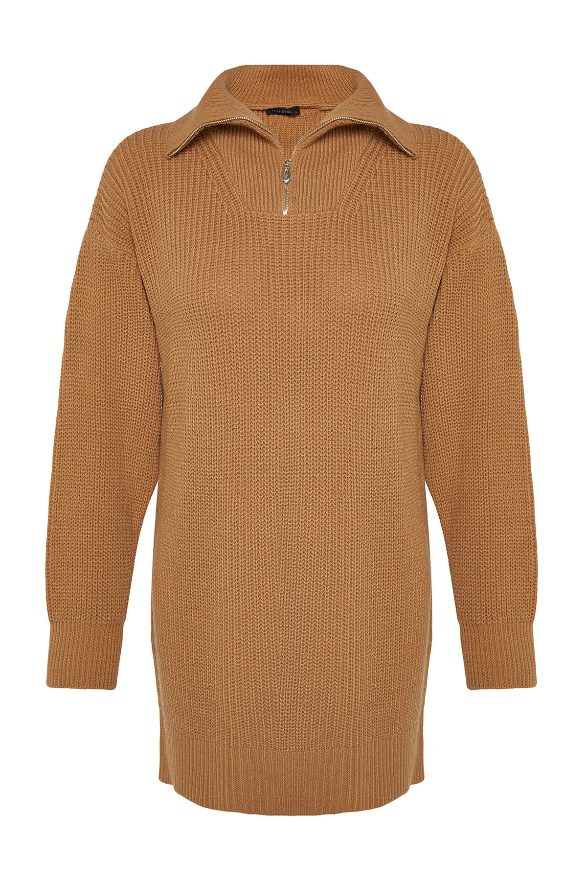 Trendyol Modest  Kamelfarbener, detaillierter Strickpullover mit Reißverschluss TCTAW24AK00137