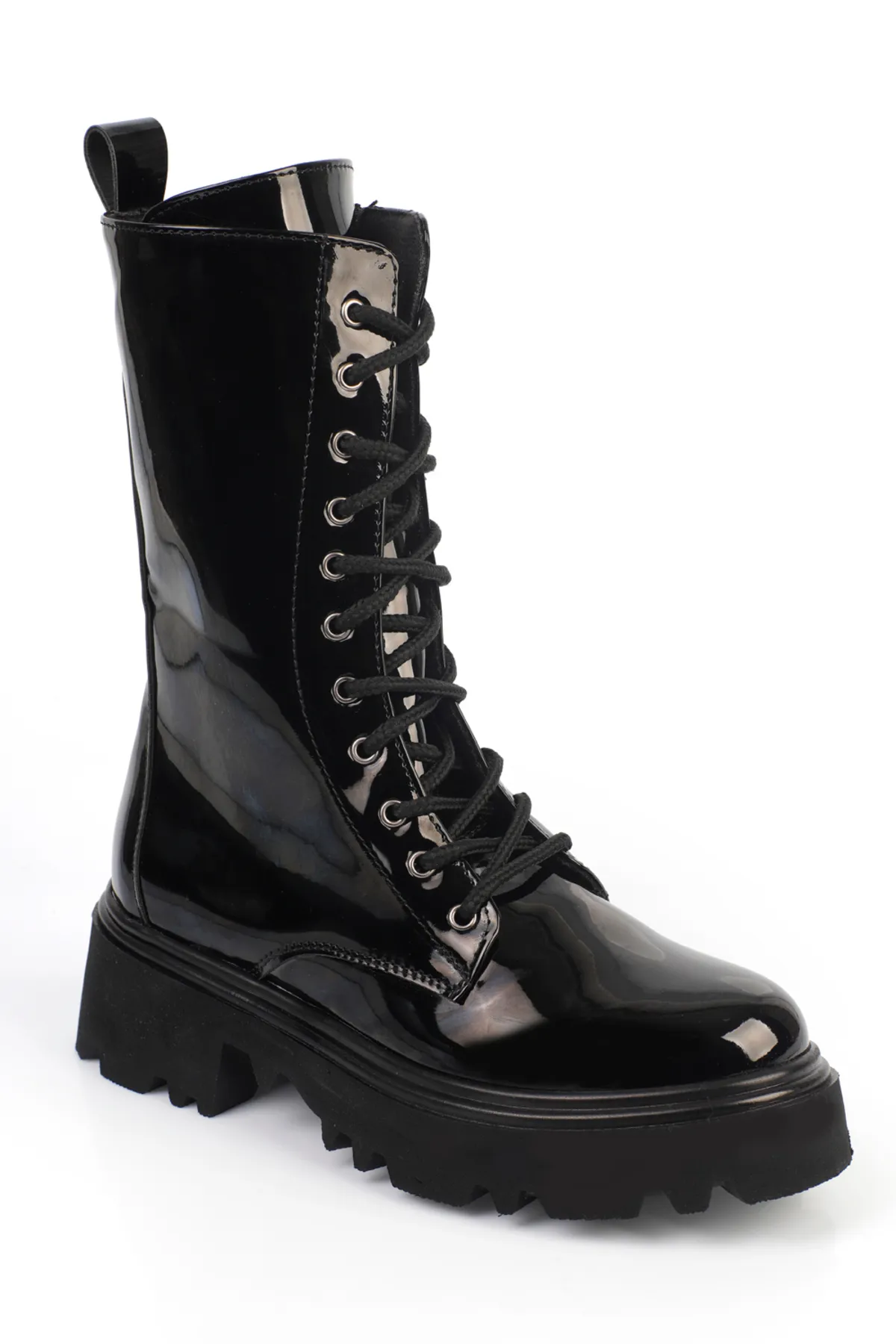 Capone Outfitters  Damenstiefel mit runder Zehenpartie und seitlichem Reißverschluss zum Schnüren mit Trak-Sohle