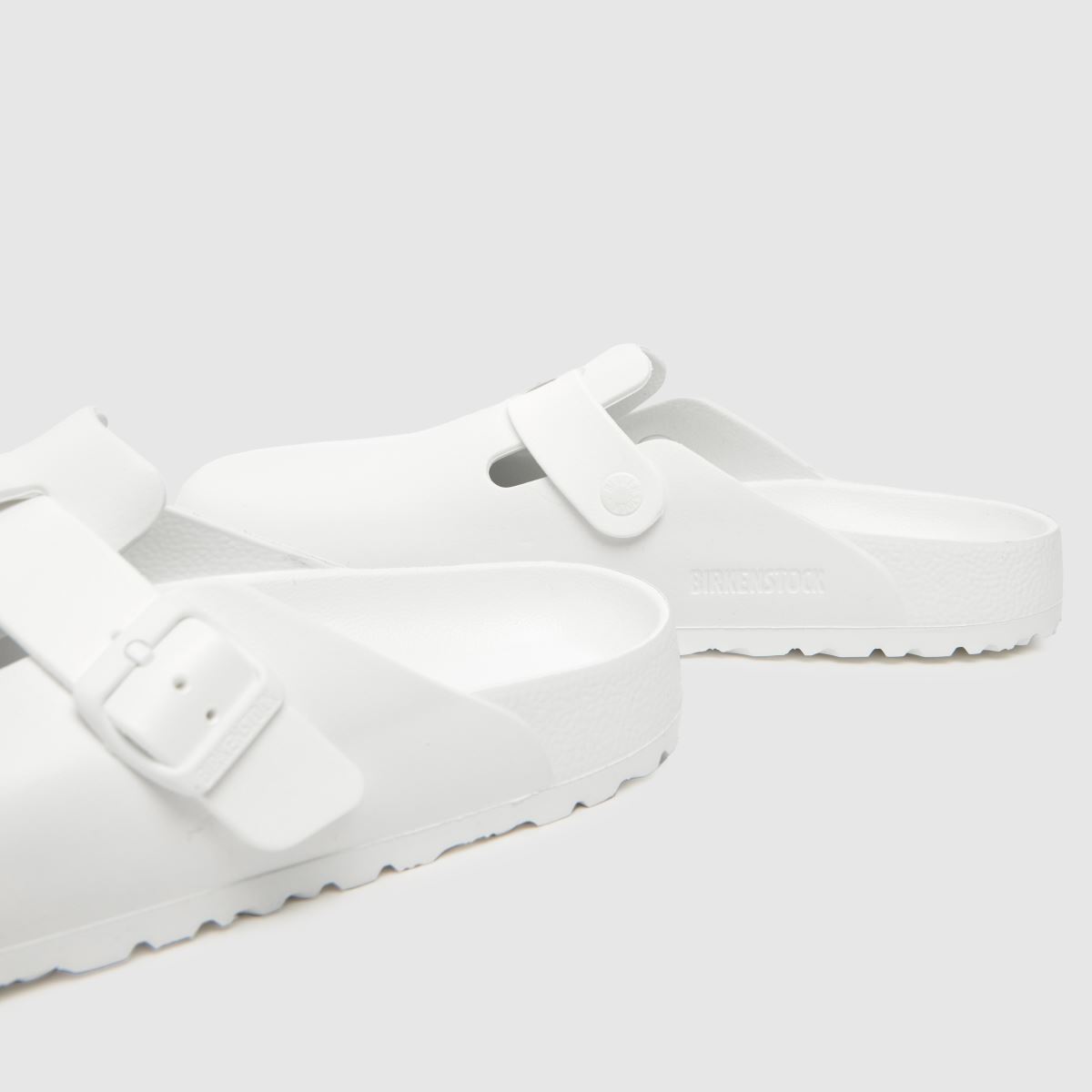 BIRKENSTOCK Boston Eva klumpa szandál fehér színben
