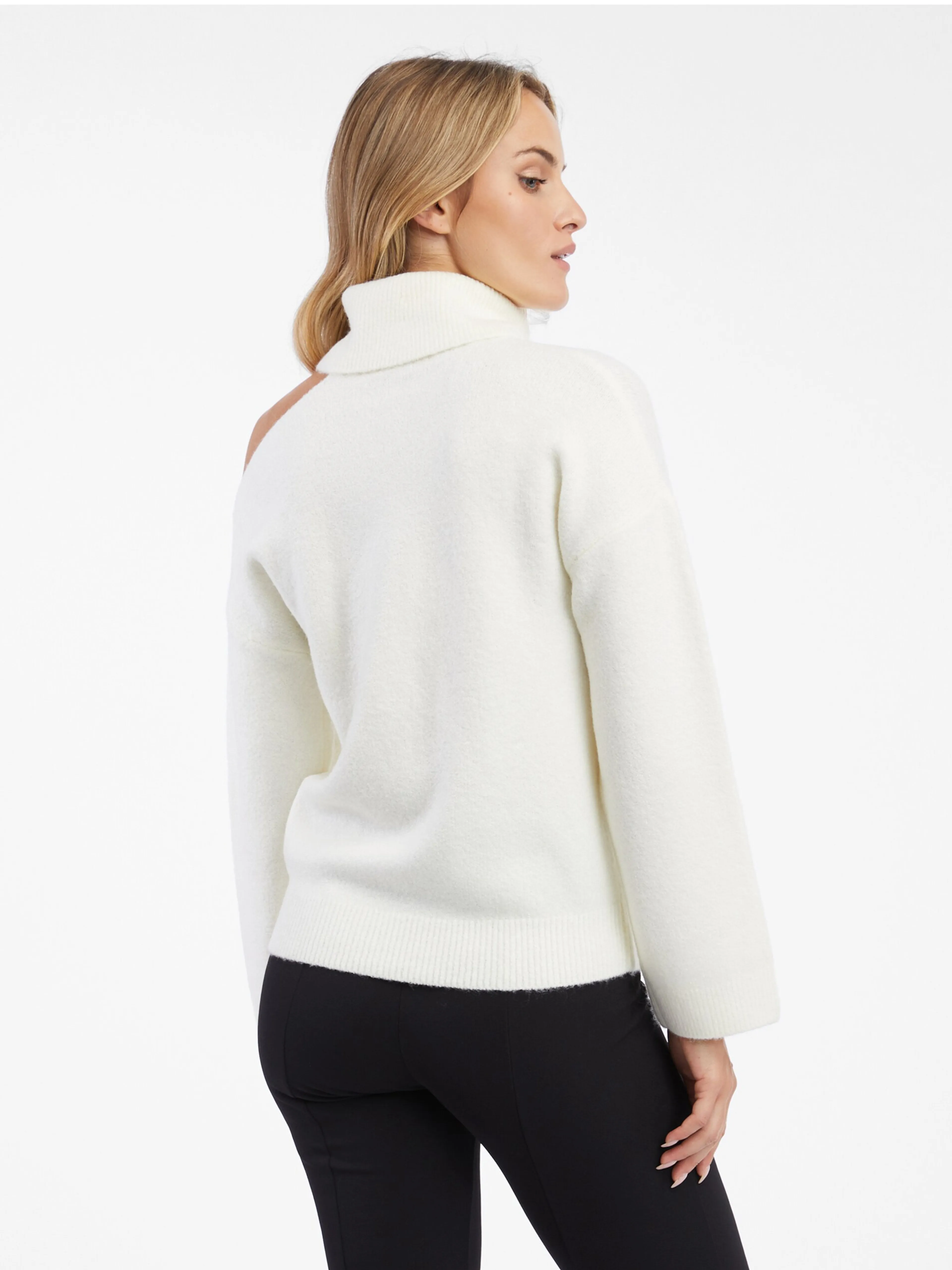 Cremefarbener Damen-Rollkragenpullover mit Ausschnitt ORSAY