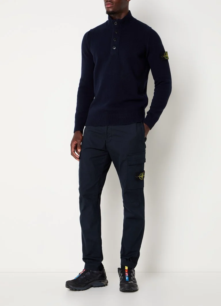 Πουλόβερ Stone Island 81155 από λεπτό πλεκτό μαλλί με λογότυπο