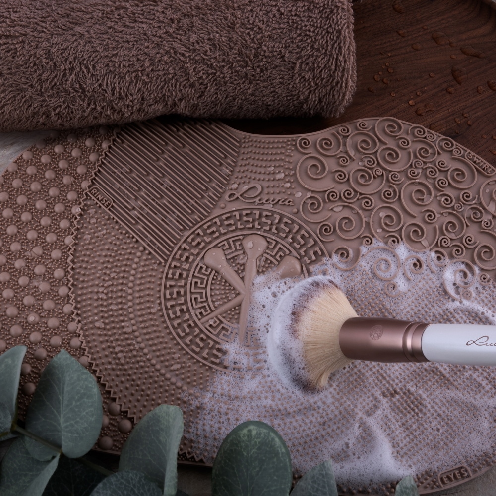 luvia Brush Cleaning Mat - Coffee Tapis nettoyant pour pinceaux maquillage