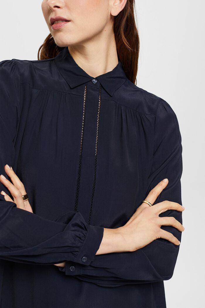 Hemdblusenkleid mit verdeckter Knopfleiste