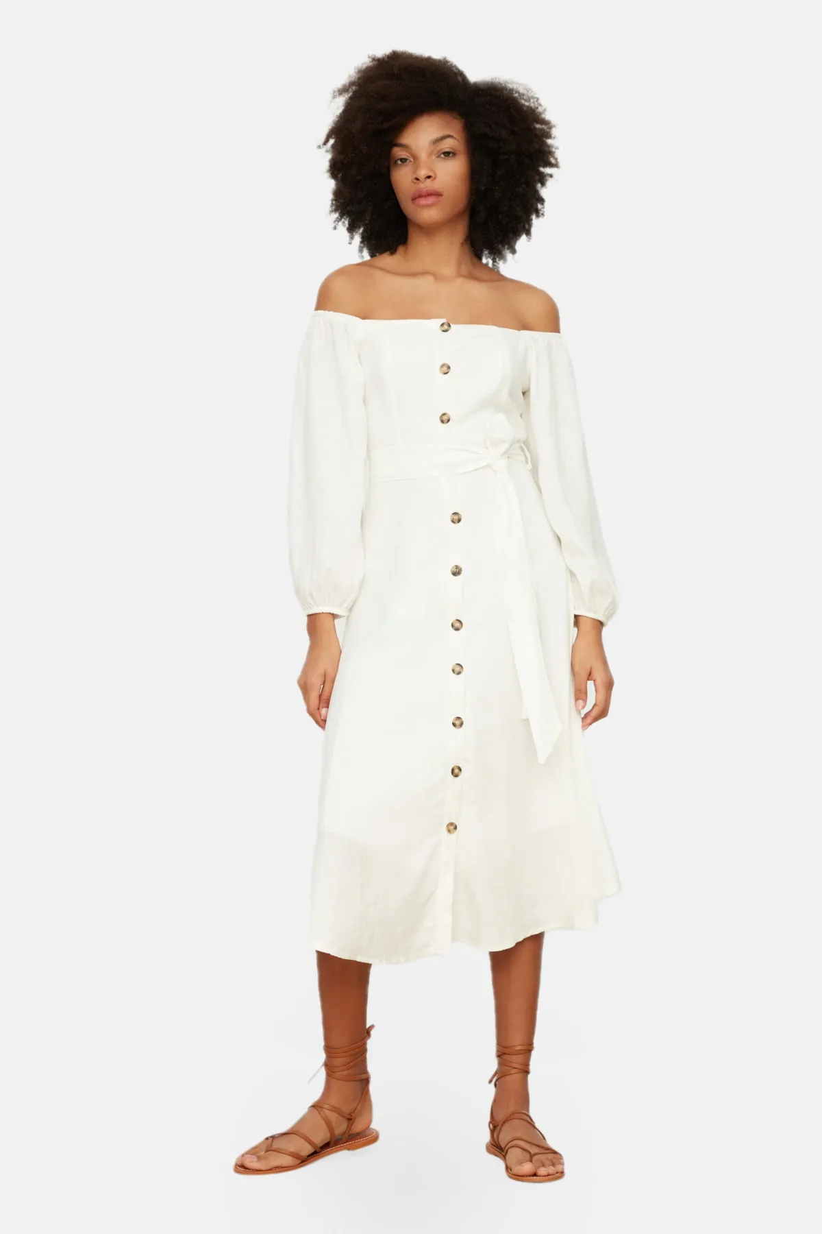 Trendyol Collection  Ecrufarbenes, gewebtes Midikleid mit Gürtel und Knöpfen TWOSS19IE0009
