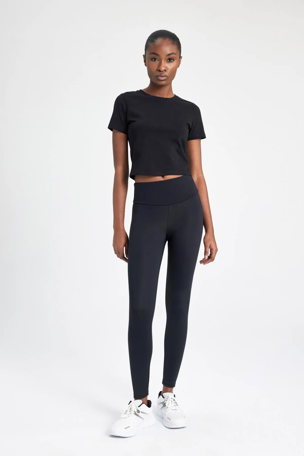 DeFacto  Fit Taillenformende Athleten-Leggings B4046ax23au