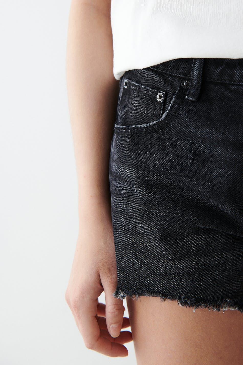 I&e low denim shorts