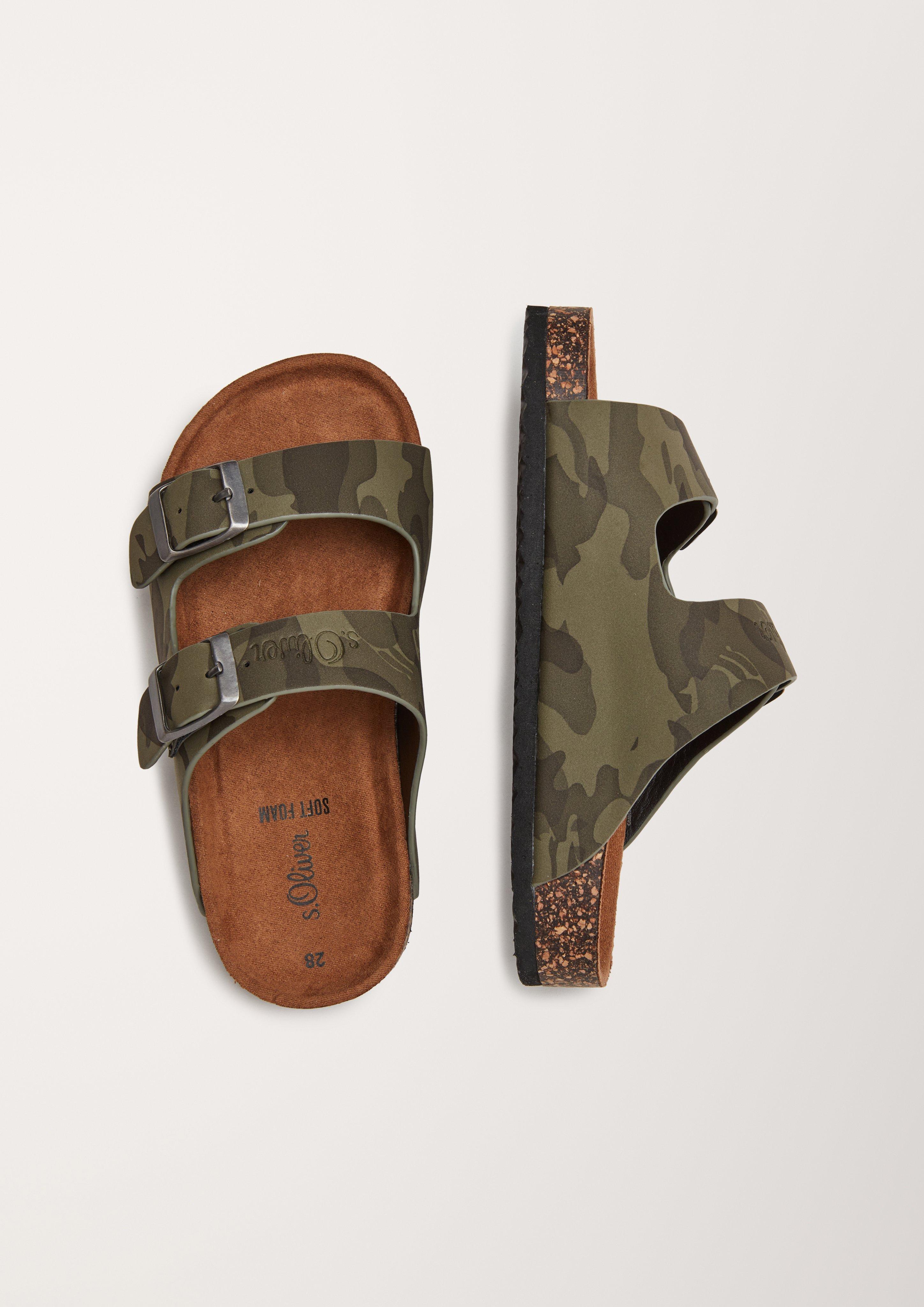 Pantoletten mit Camo-Muster  6005740-730