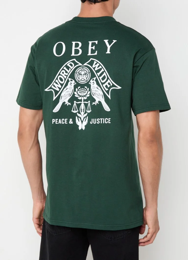 Obey Birds Of Justice T-krekls ar logotipu un apdruku aizmugurē