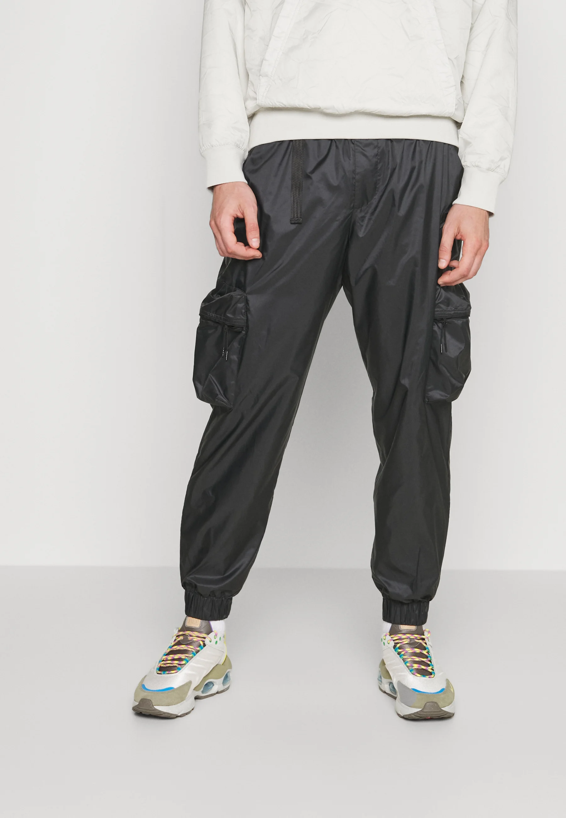 Pantalones cargo Nike Sportswear