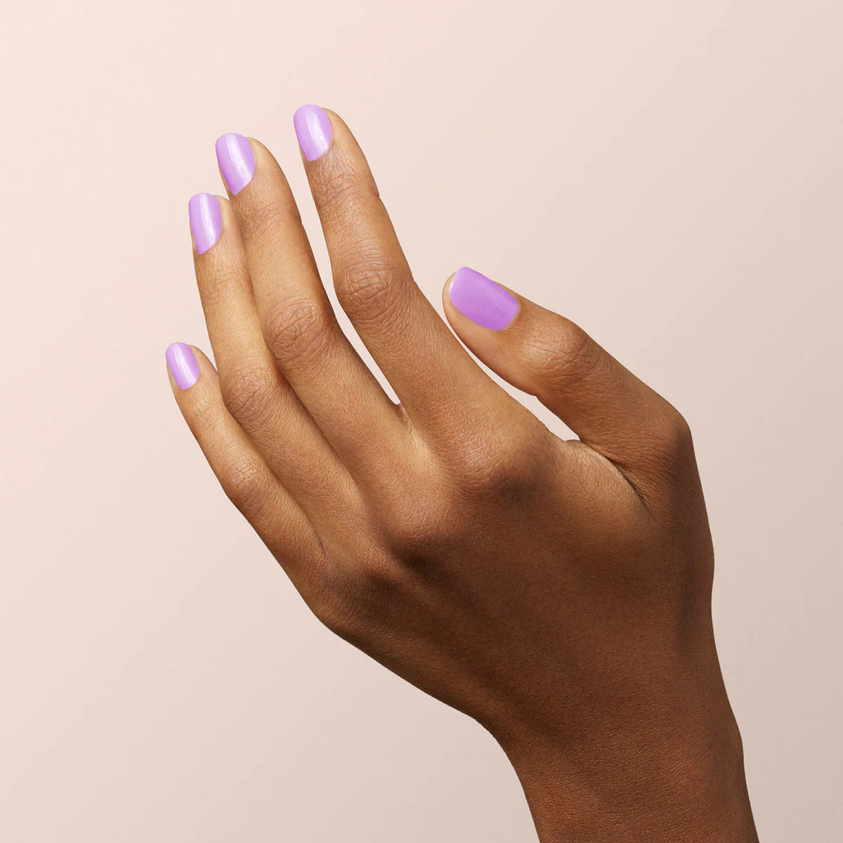 Pusiau permanentinis LED Green Flash™ lakas – 15 ml Lisa Lilac