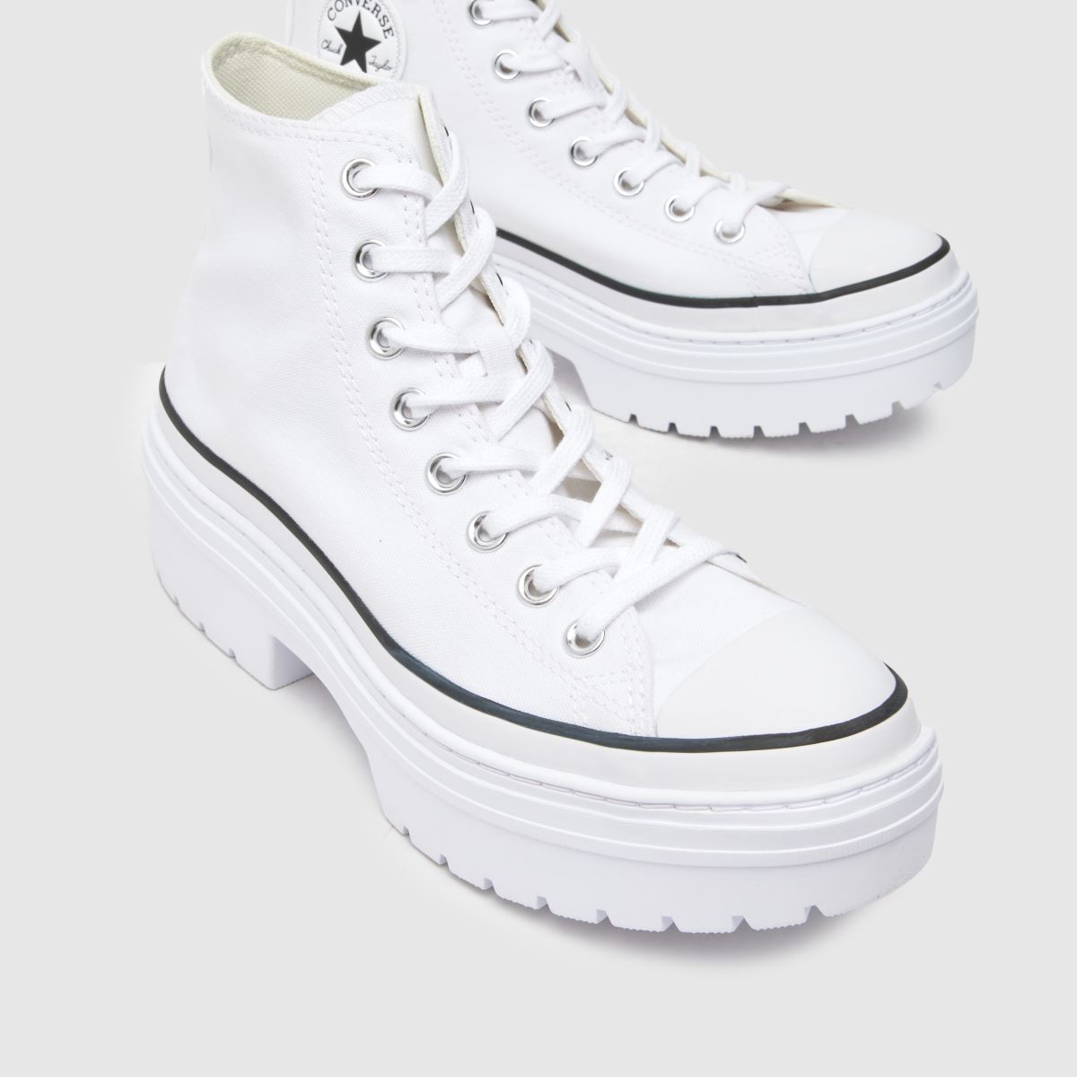 Converse – All Star – Vita sneakers med klack och sladd