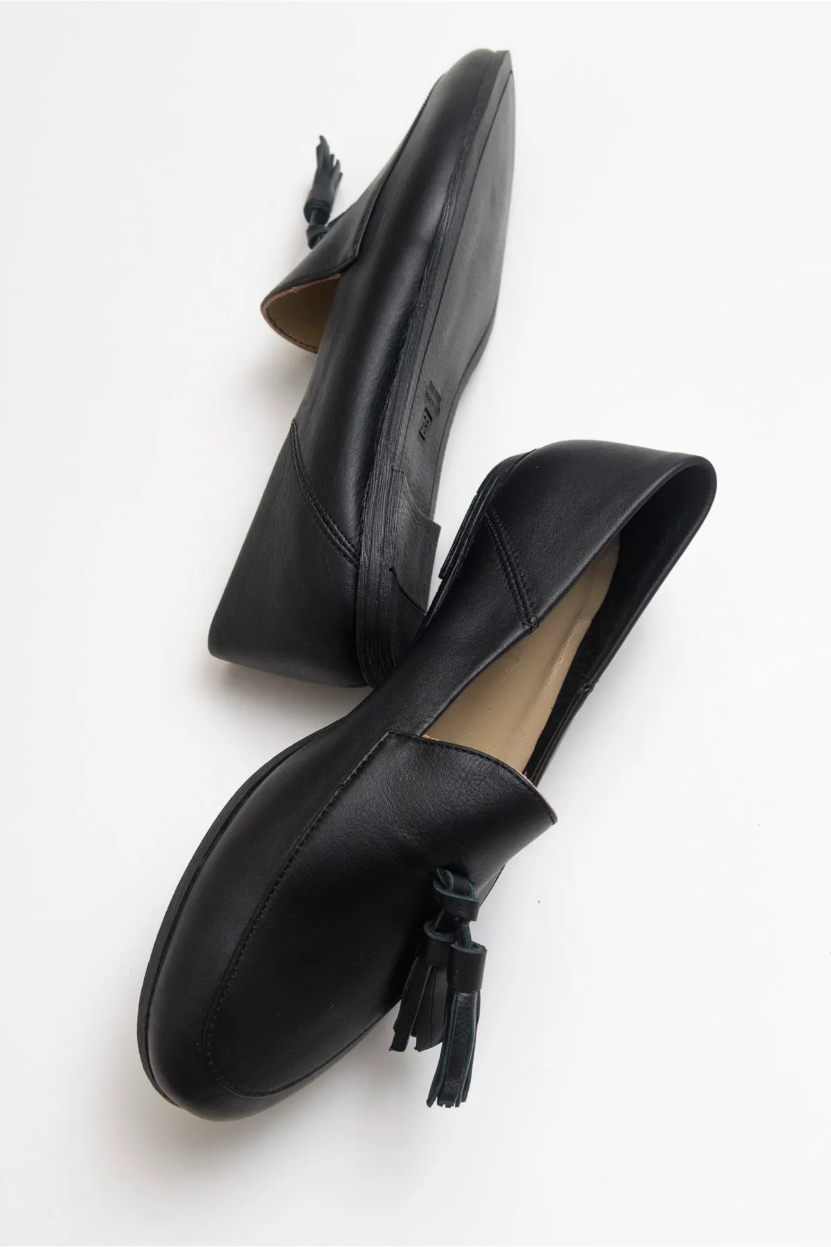 LuviShoes  F04 Schwarze Lederschuhe