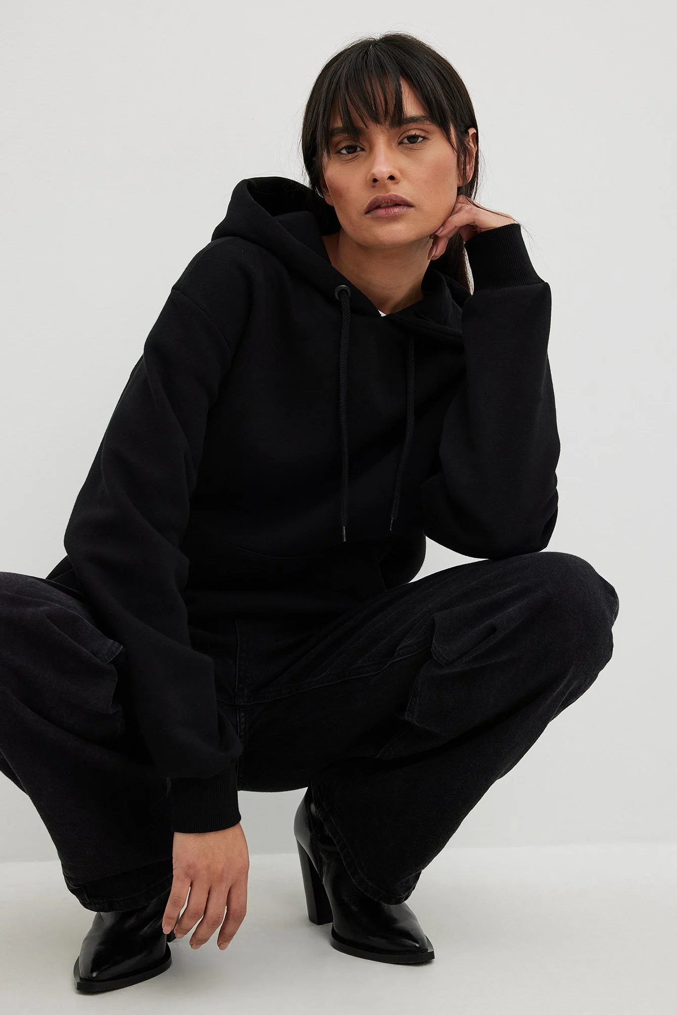Übergroßer gebürsteter Kapuzenpullover