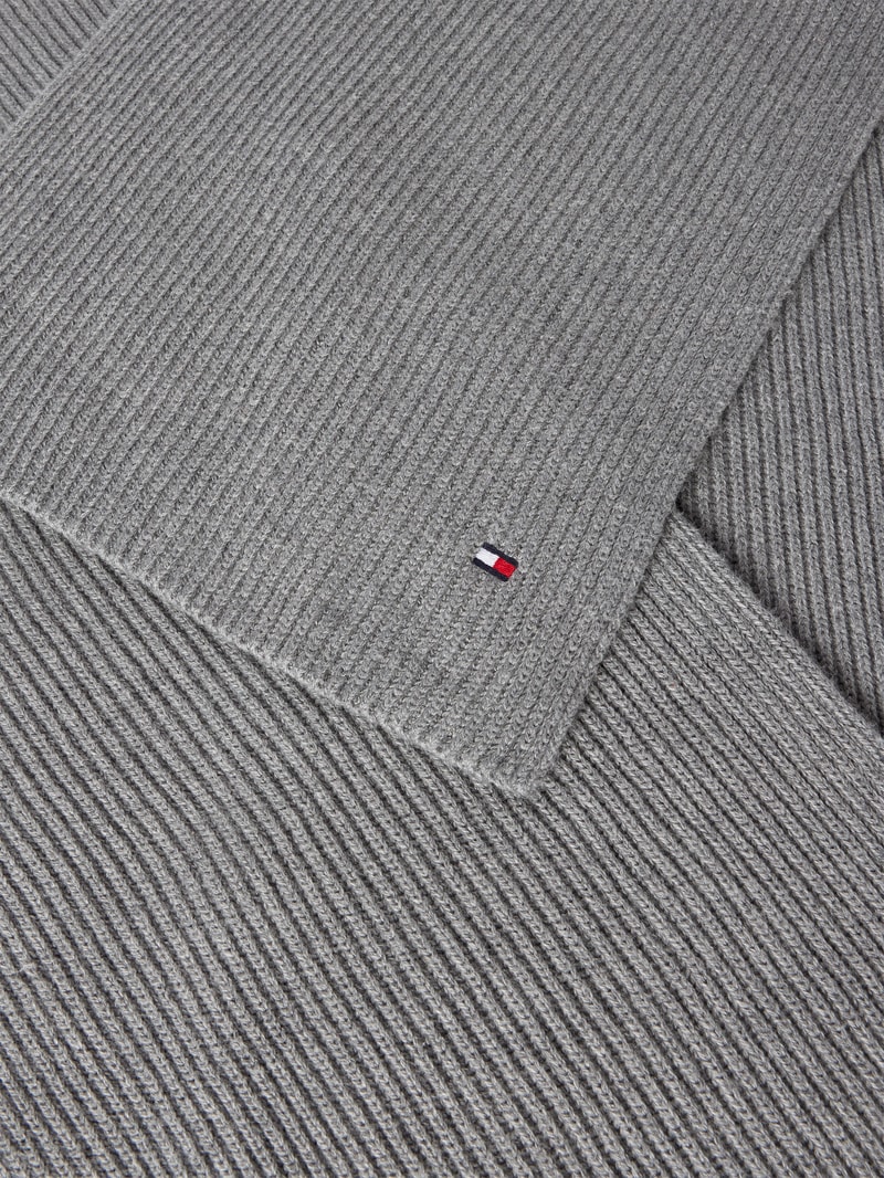 Schal mit Label-Stitching Modell 'ESSENTIAL FLAG' in mittelgrau