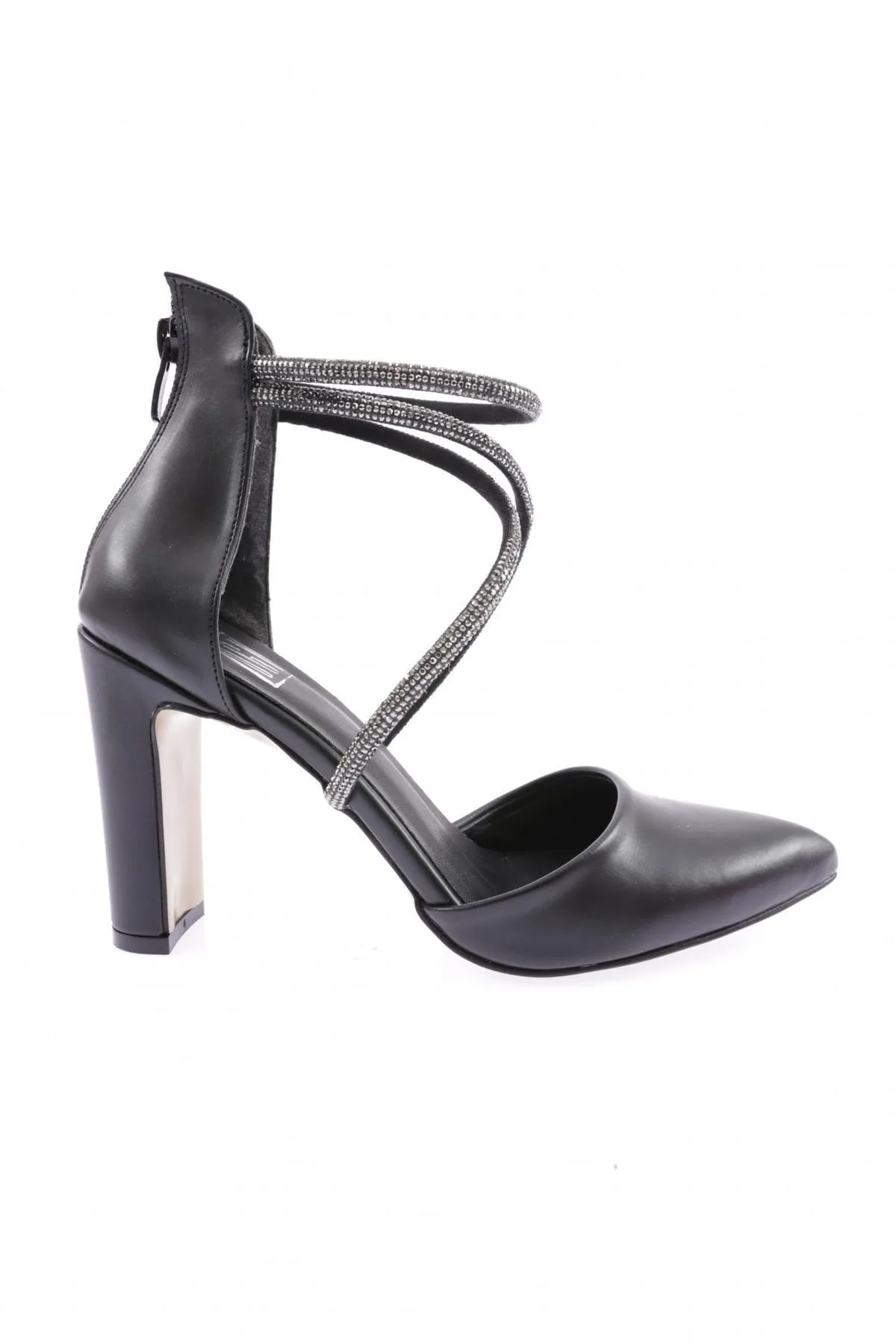 DGN  Schwarze Damenschuhe mit Absatz - Modell 314-23y
