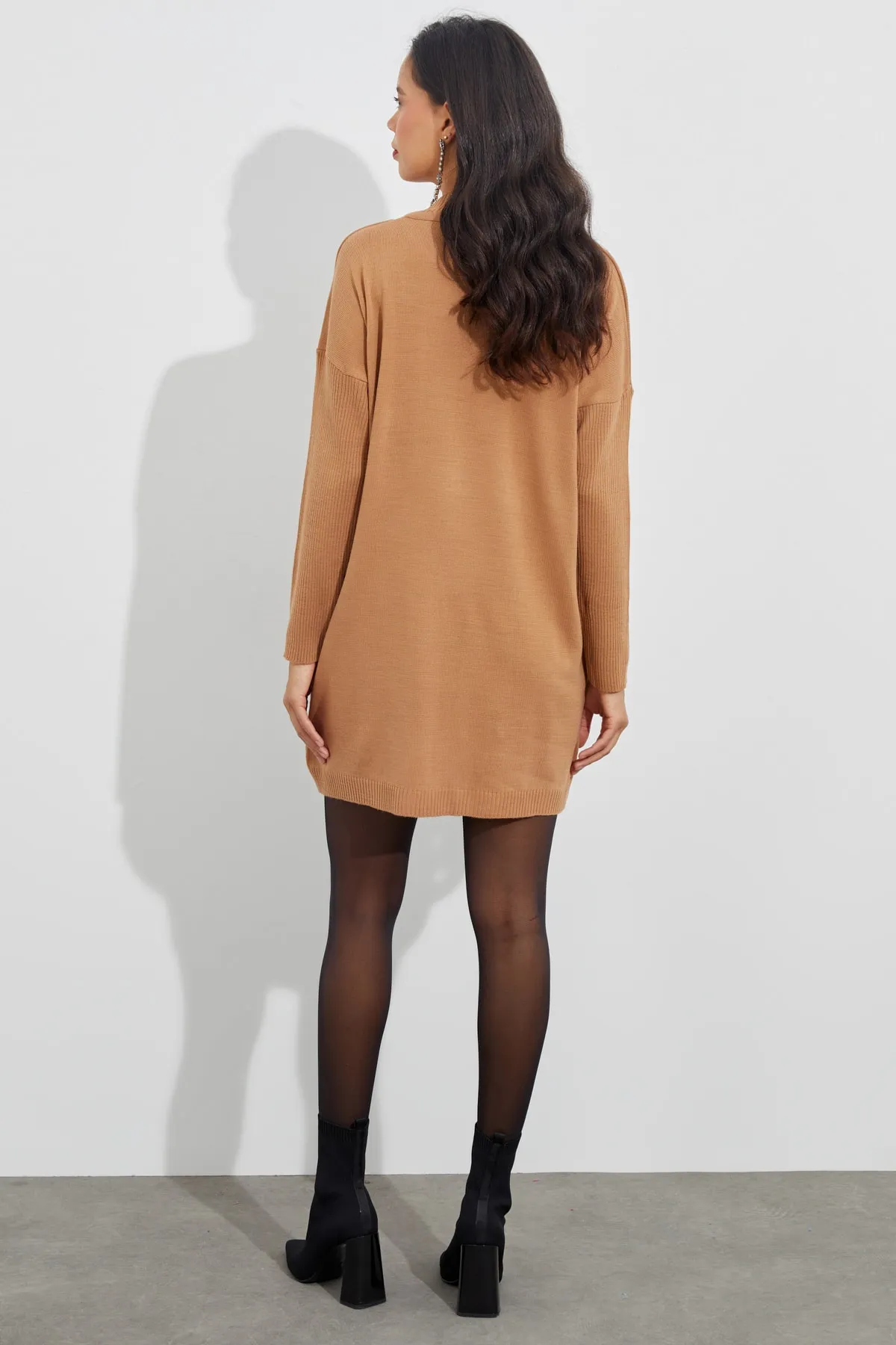 Cool & Sexy  Kamelfarbene Stricktunika für Damen YV110