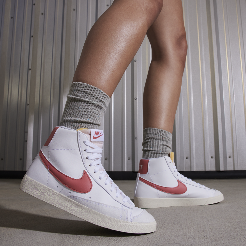 Nike BLAZER FZ3626-100 / weiss