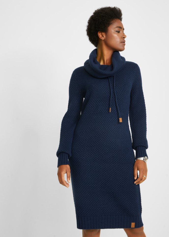 Strickkleid mit Schalkragen