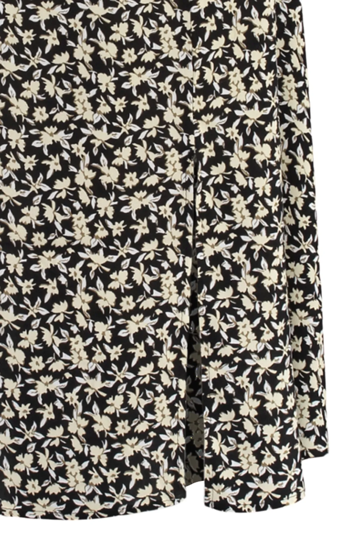 Trendyol Collection  Schwarzer gewebter Midirock aus Viskosestoff mit Schlitzdetail und Blumenmuster TWOSS20ET0230