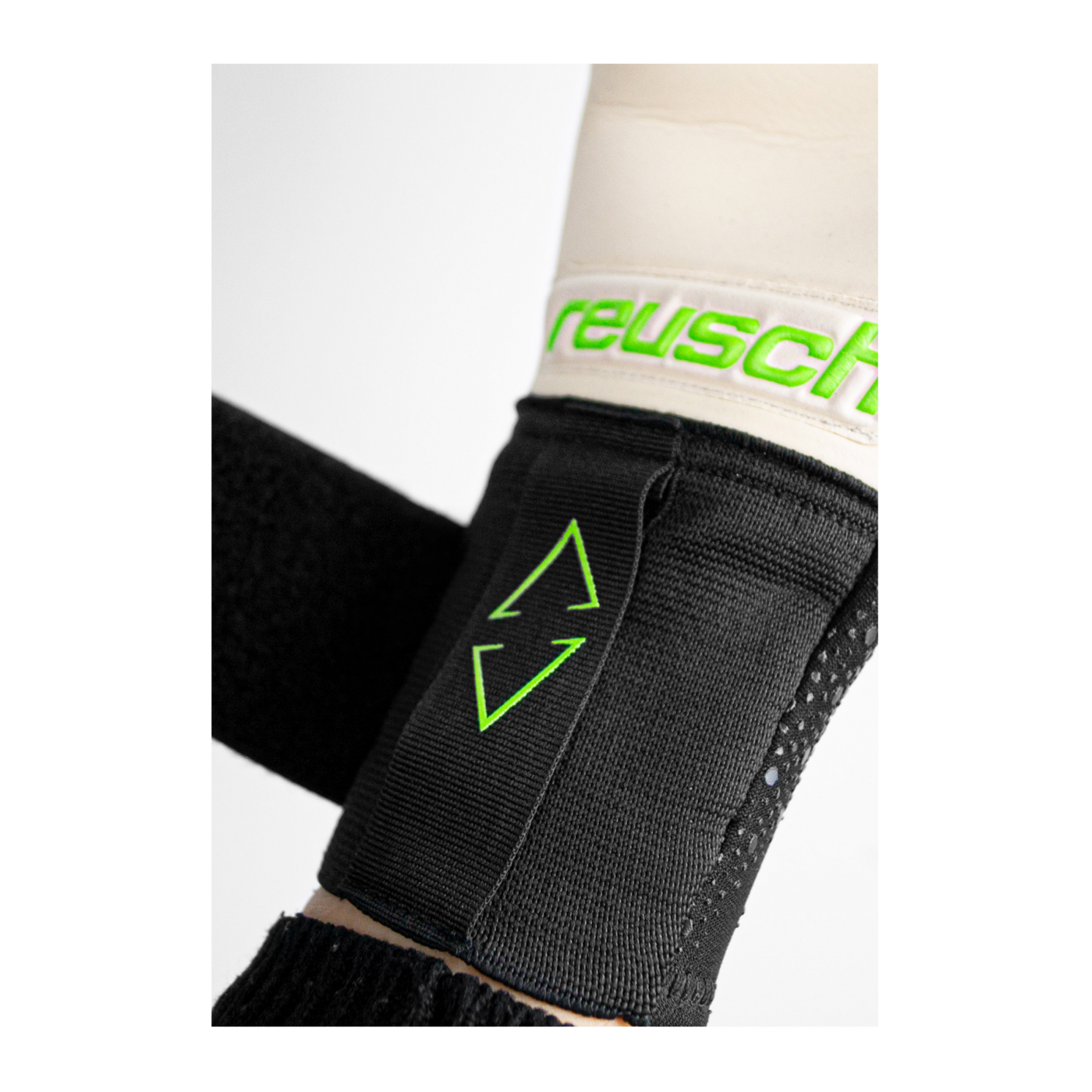 Reusch Pure Contact Gold Torwarthandschuh Schwarz Grün F7781