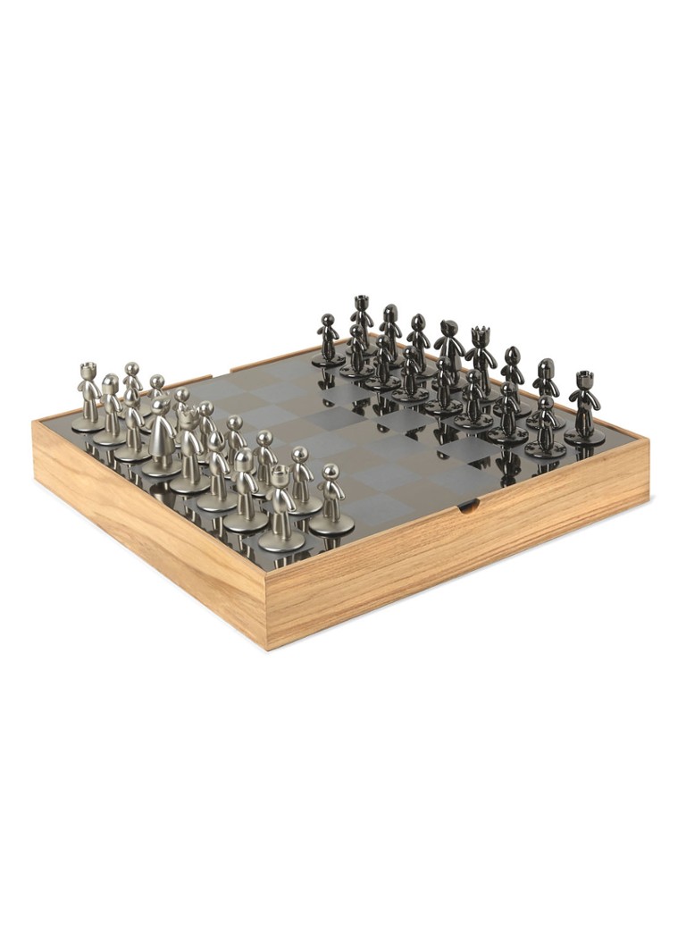 Umbra Buddy chess set