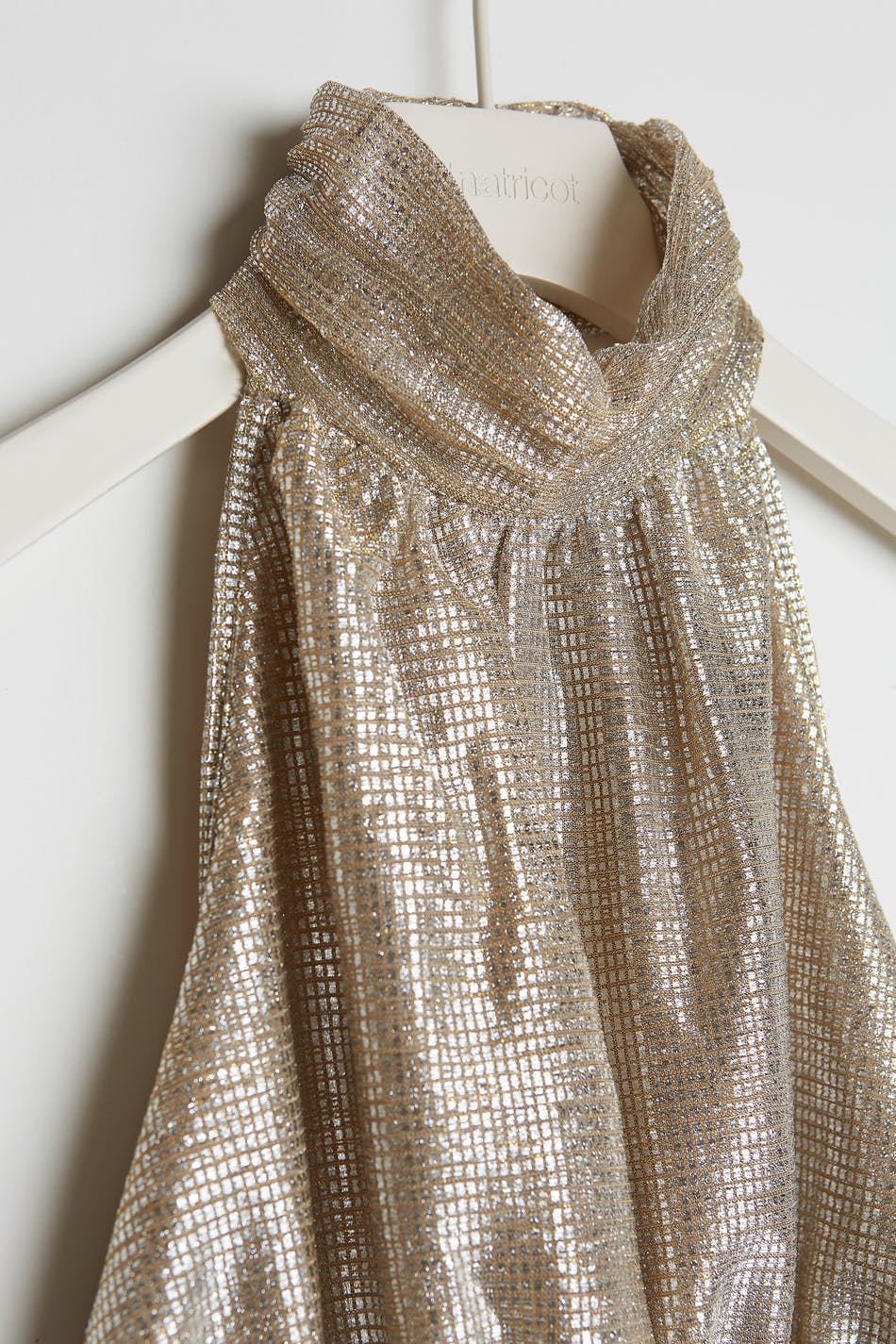 Una halterneck top