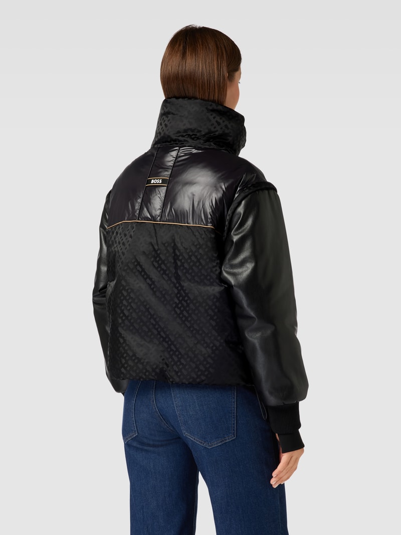 Steppjacke mit Stehkragen Modell 'Alica' in schwarz