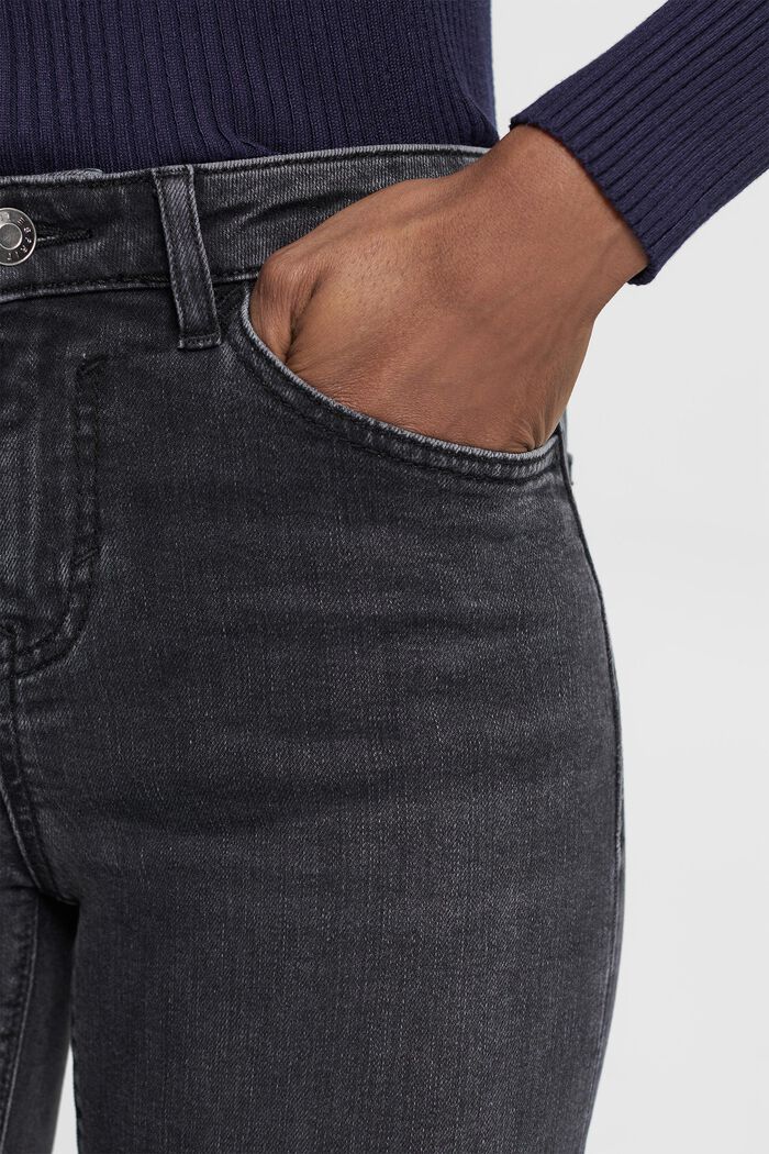 Mid-Rise-Stretchjeans in schmaler Passform