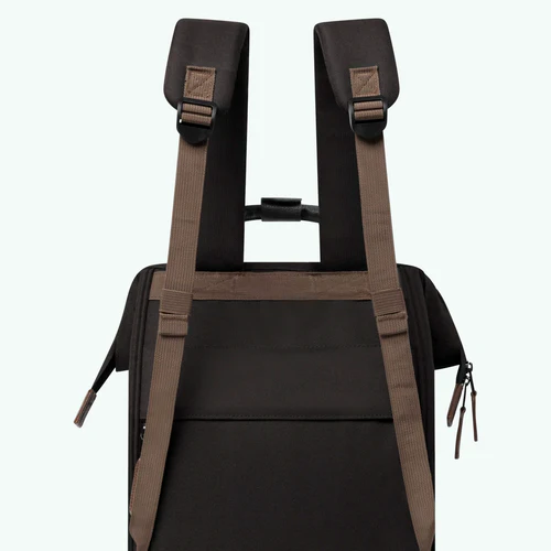 Adventurer Medium Managua Backpack, Black