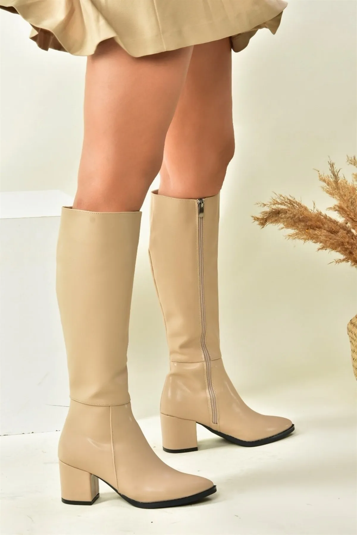 Fox Shoes  Damenstiefel mit dicken Sohlen und Haut, L251081609