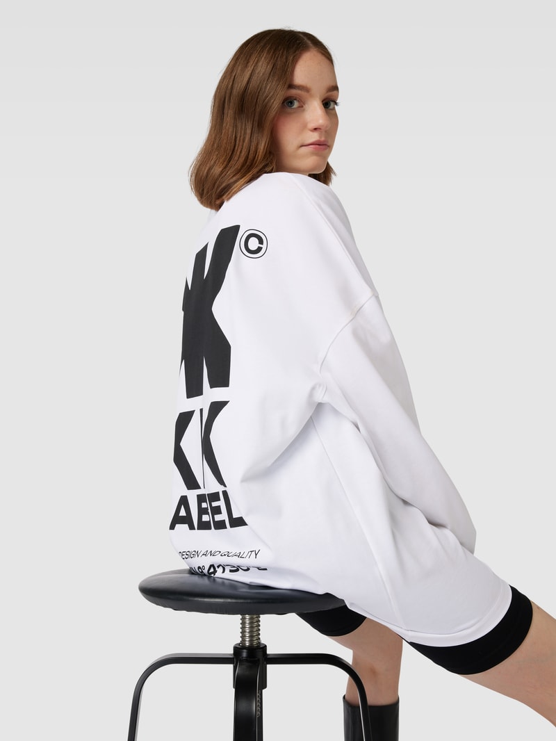 Oversized Longsleeve mit Label-Print in weiß