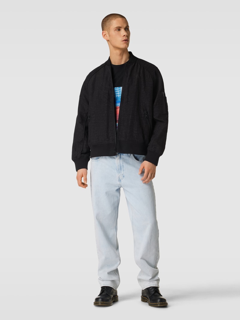 Oversized Jacke mit Reißverschluss Modell 'EXPOSED' in black