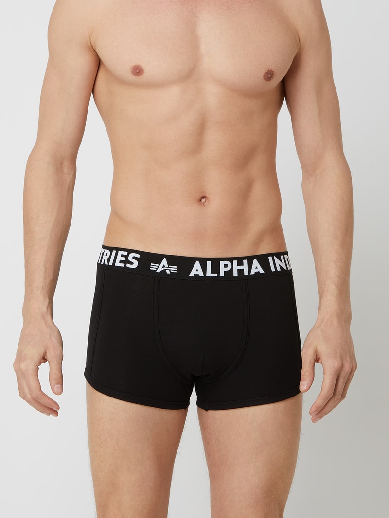 Trunks mit Stretch-Anteil im 2er-Pack in schwarz