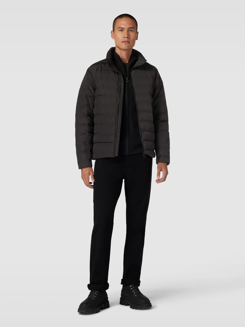 Steppjacke mit Reißverschluss in schwarz