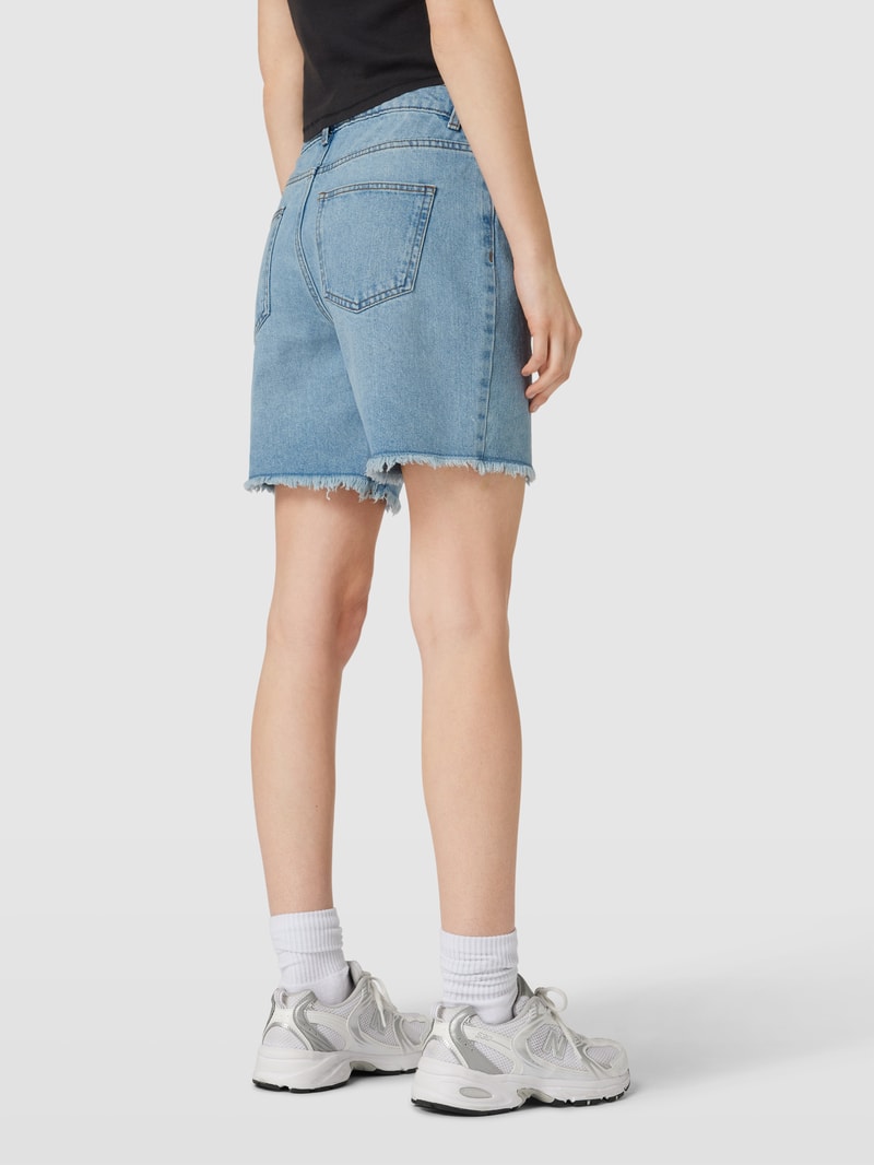 Jeansshorts mit ausgefransten Beinabschlüssen Modell 'SMILEY' in hellblau