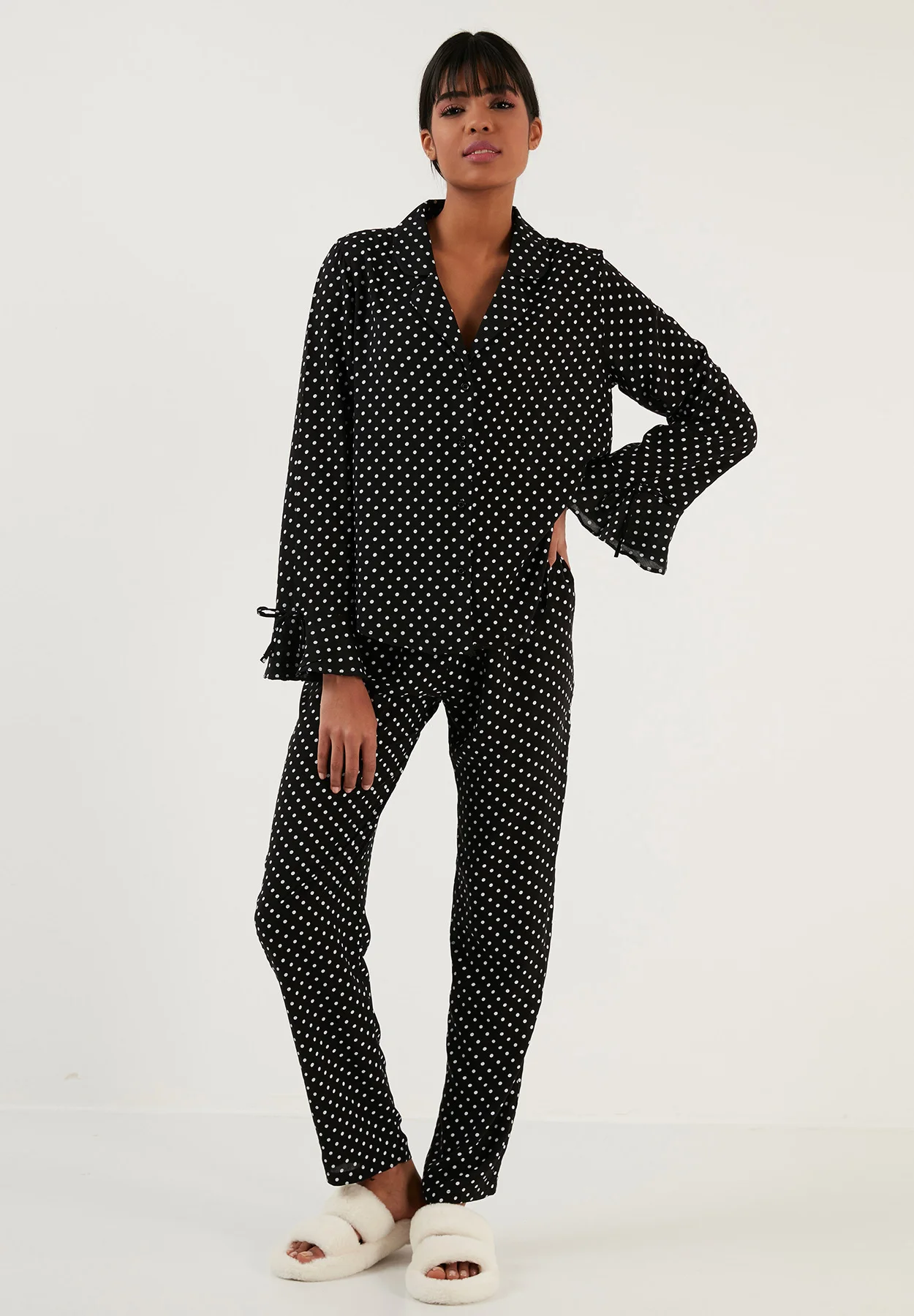 LELA REGULAR FIT - Pijama