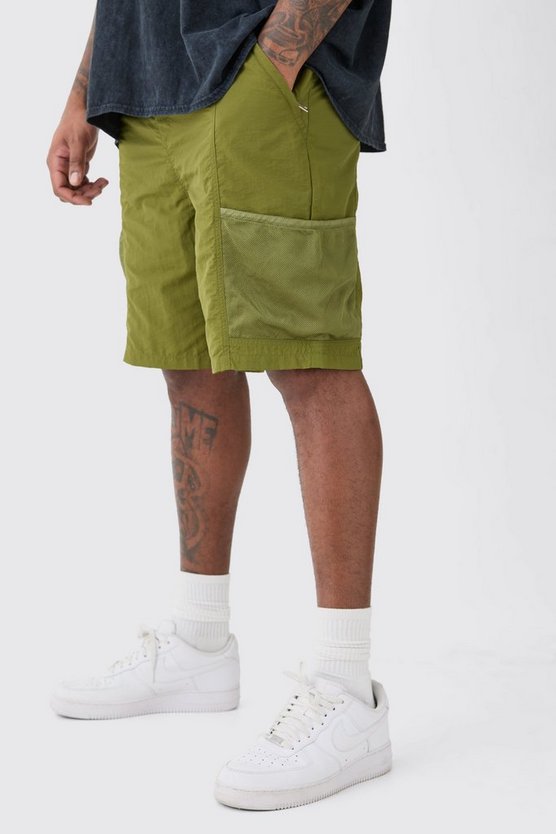 Plus Utility-Shorts mit elastischem Bund und Mesh-Taschen
